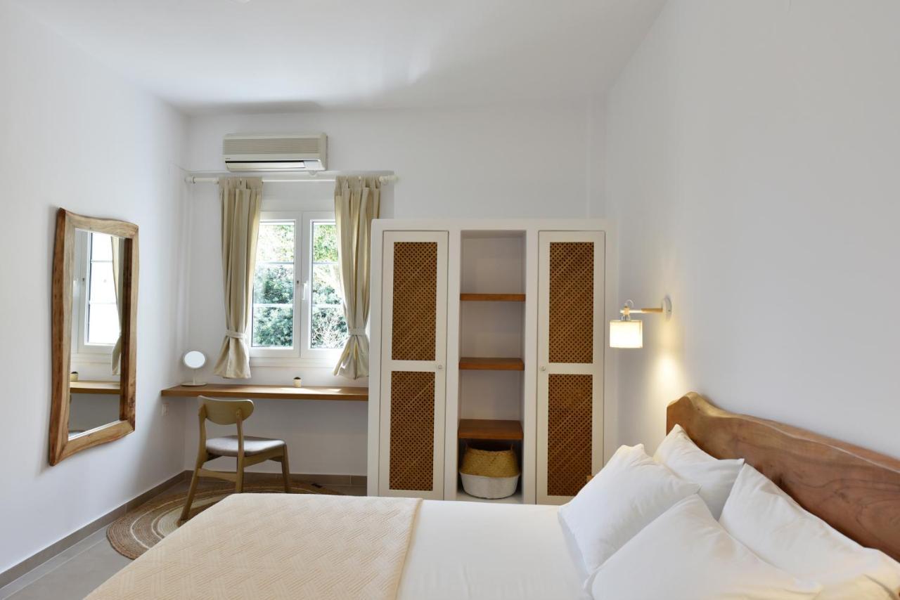 Giourgas Studios & Apartments Provatas Екстер'єр фото