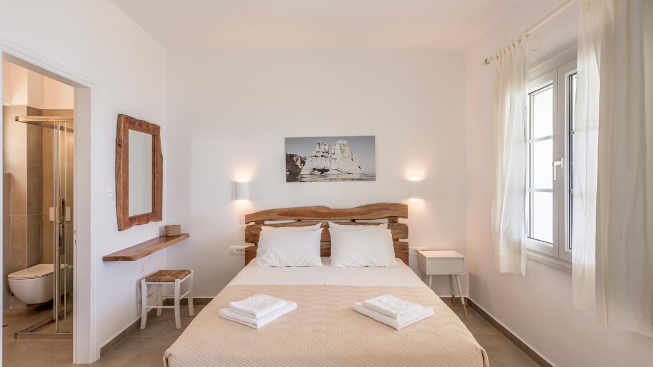 Giourgas Studios & Apartments Provatas Екстер'єр фото
